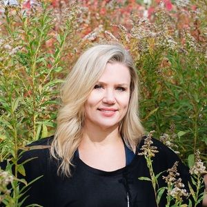 Meet your Posher, Leanne